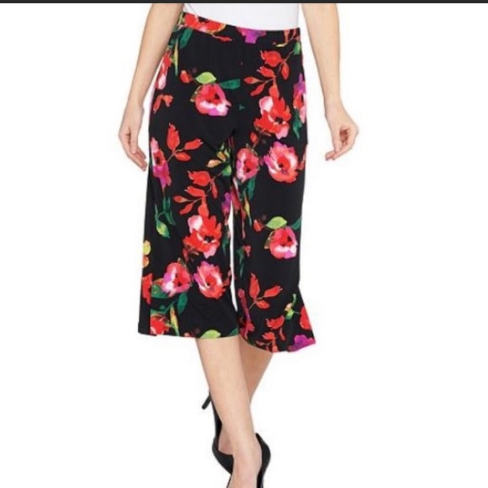 Susan Graver Liquid Knit Pull On Wide Leg Crop Pants